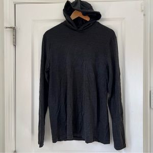 Hill City men’s dry fit hoodie medium
